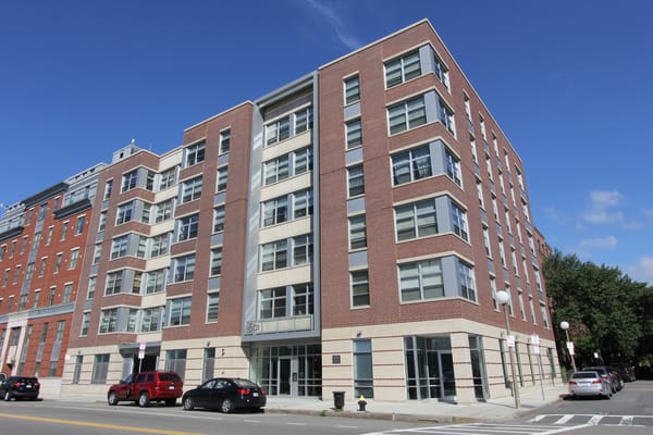 Albany Street Apartments, 601: Exterior